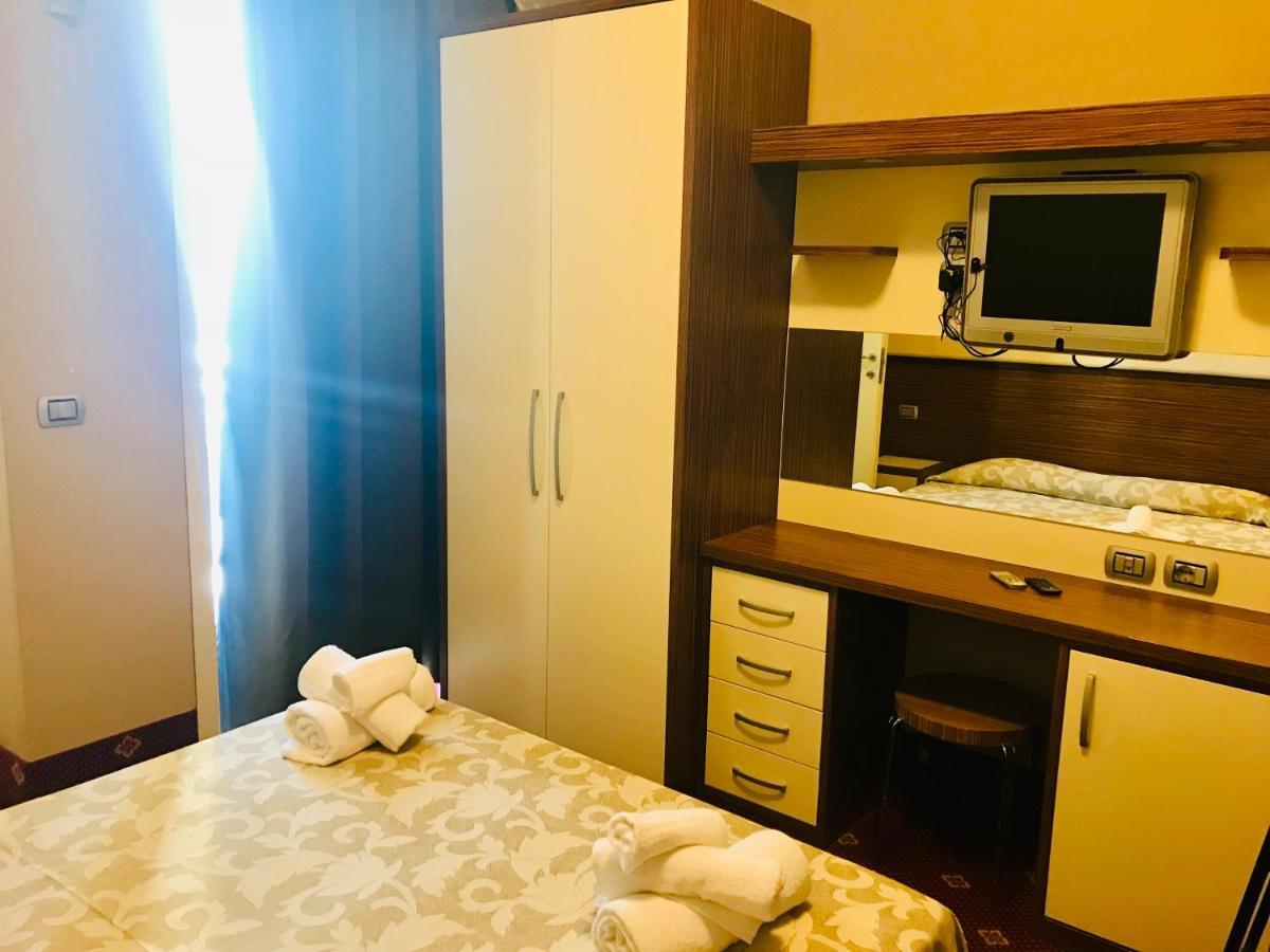 Emotion Vacanze Cesenatico Exterior photo