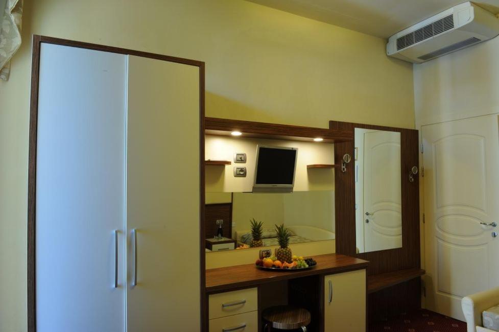 Emotion Vacanze Cesenatico Exterior photo